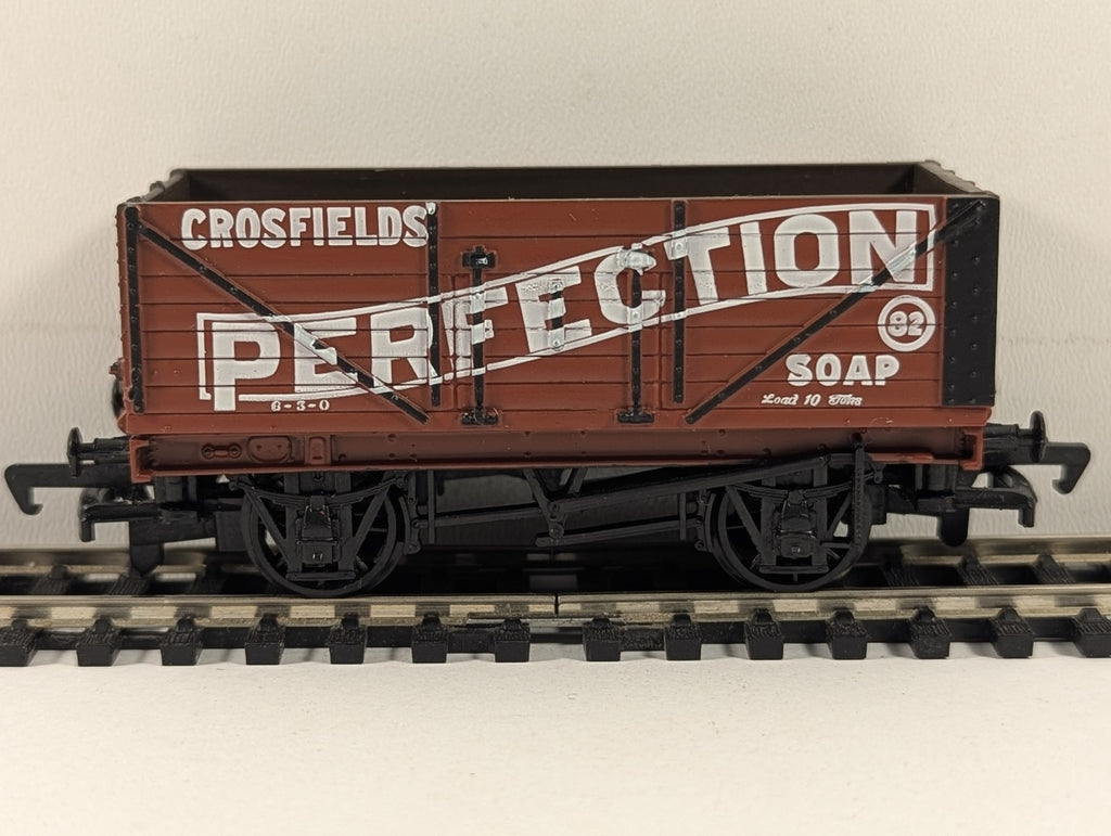 Airfix OO Scale 5-Plank Wagon Goods Wagon 82 Crosfields Perfection Soap