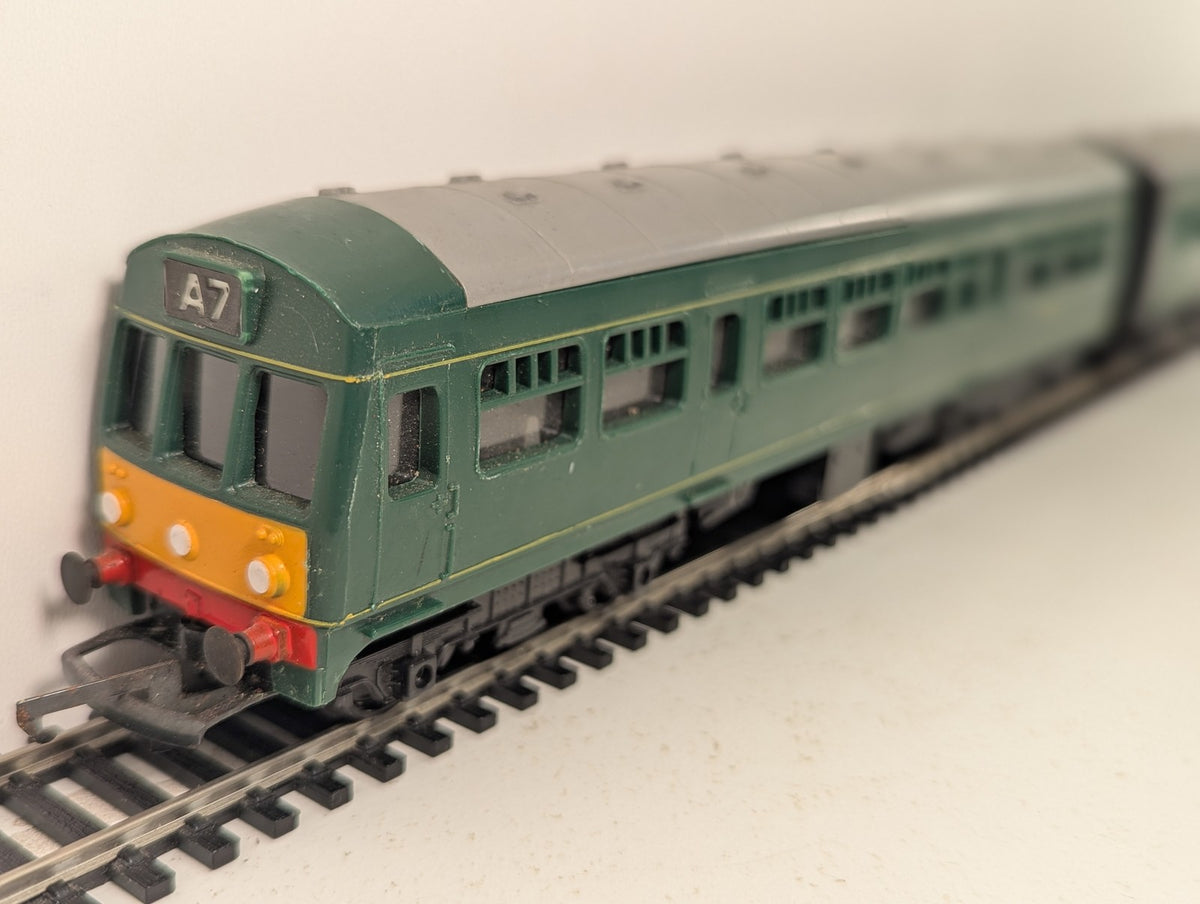 Hornby OO Gauge Class 101 2-Car DMU Diesel Multiple Unit M79079 & M79632