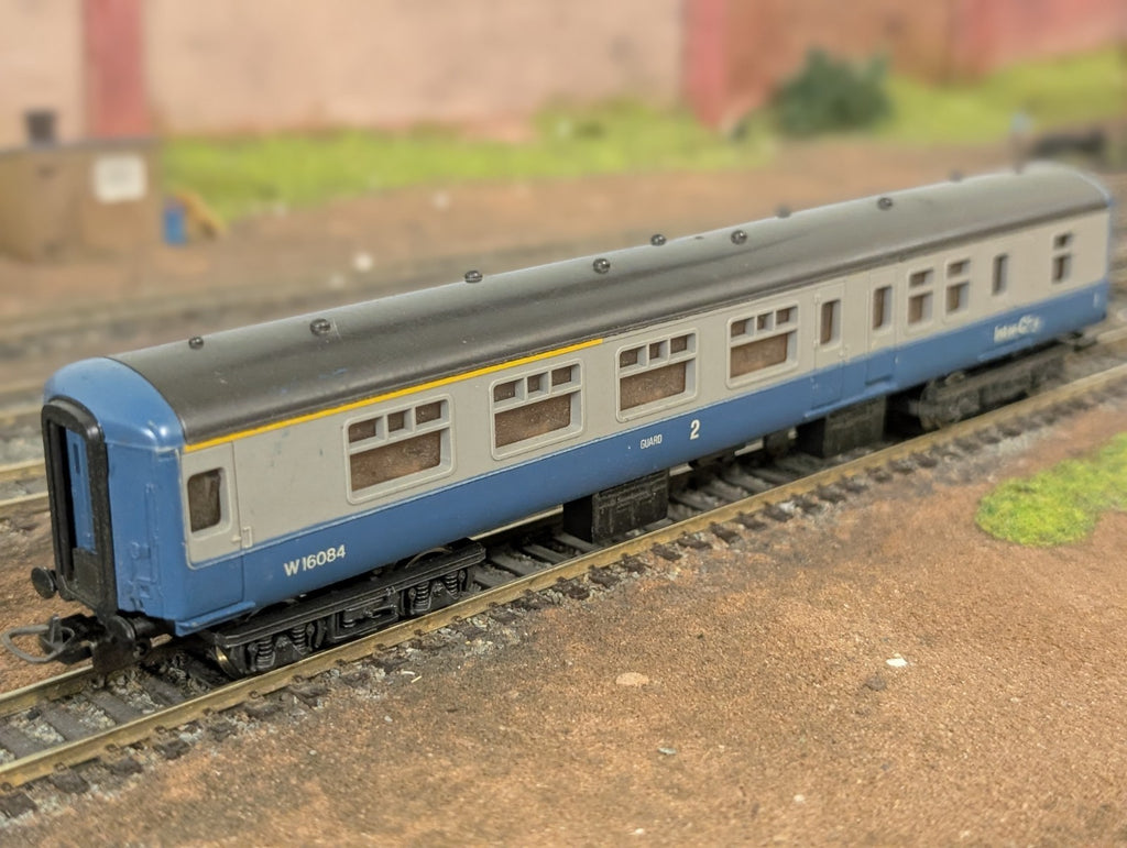 Lima HO Gauge British Rail Open Coach Blue & Grey Inter-City