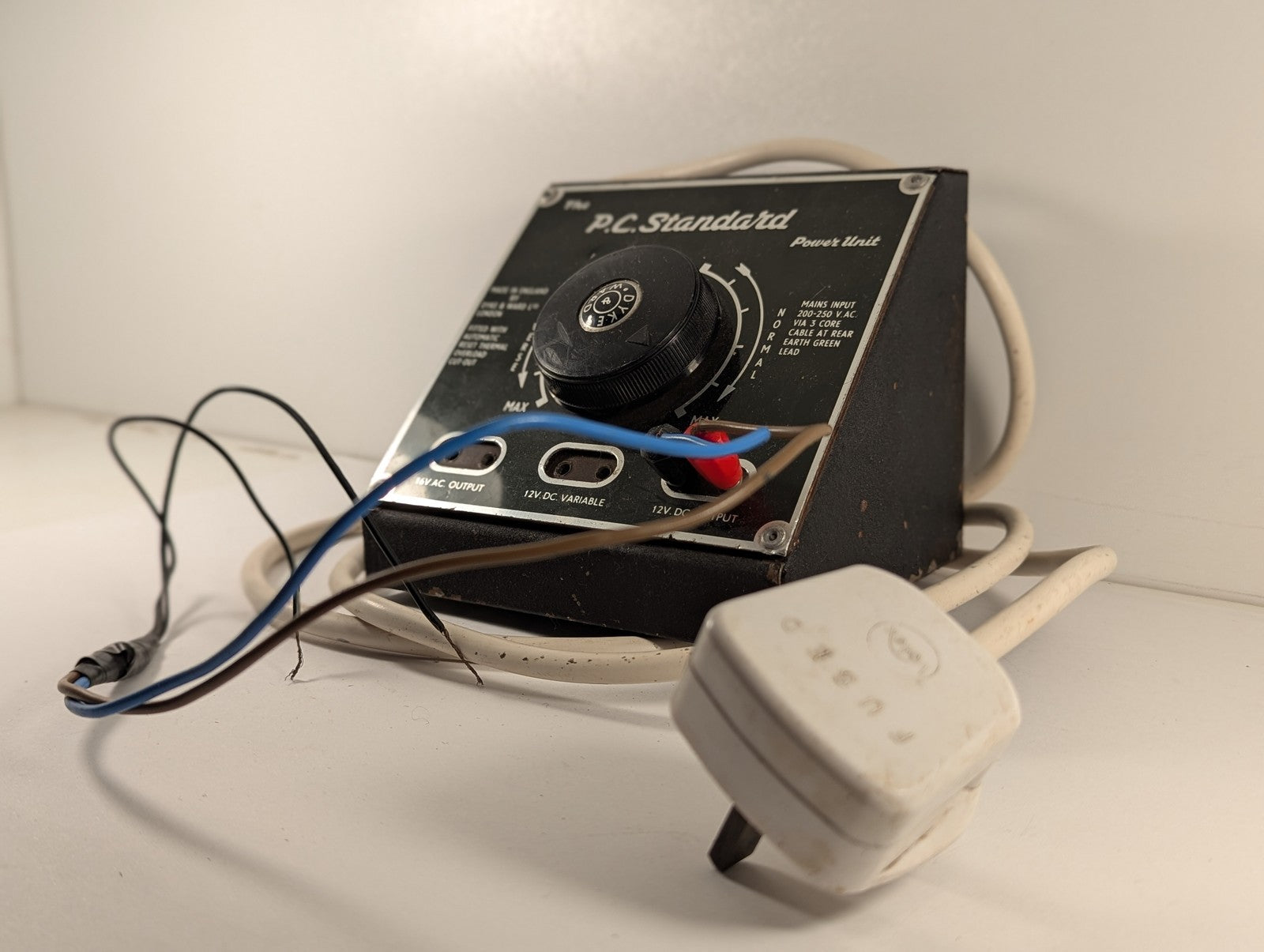 Dyke & Ward The P.C. Standard Power Unit Power Controller
