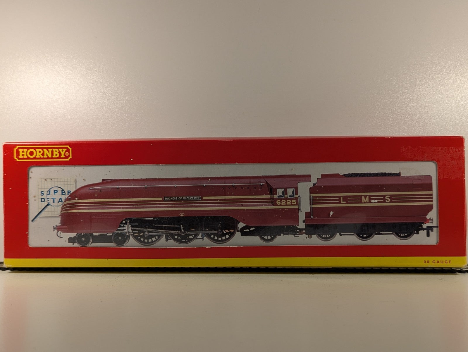 Hornby R2179 Coronation Class 'Duchess of Gloucester' Locomotive