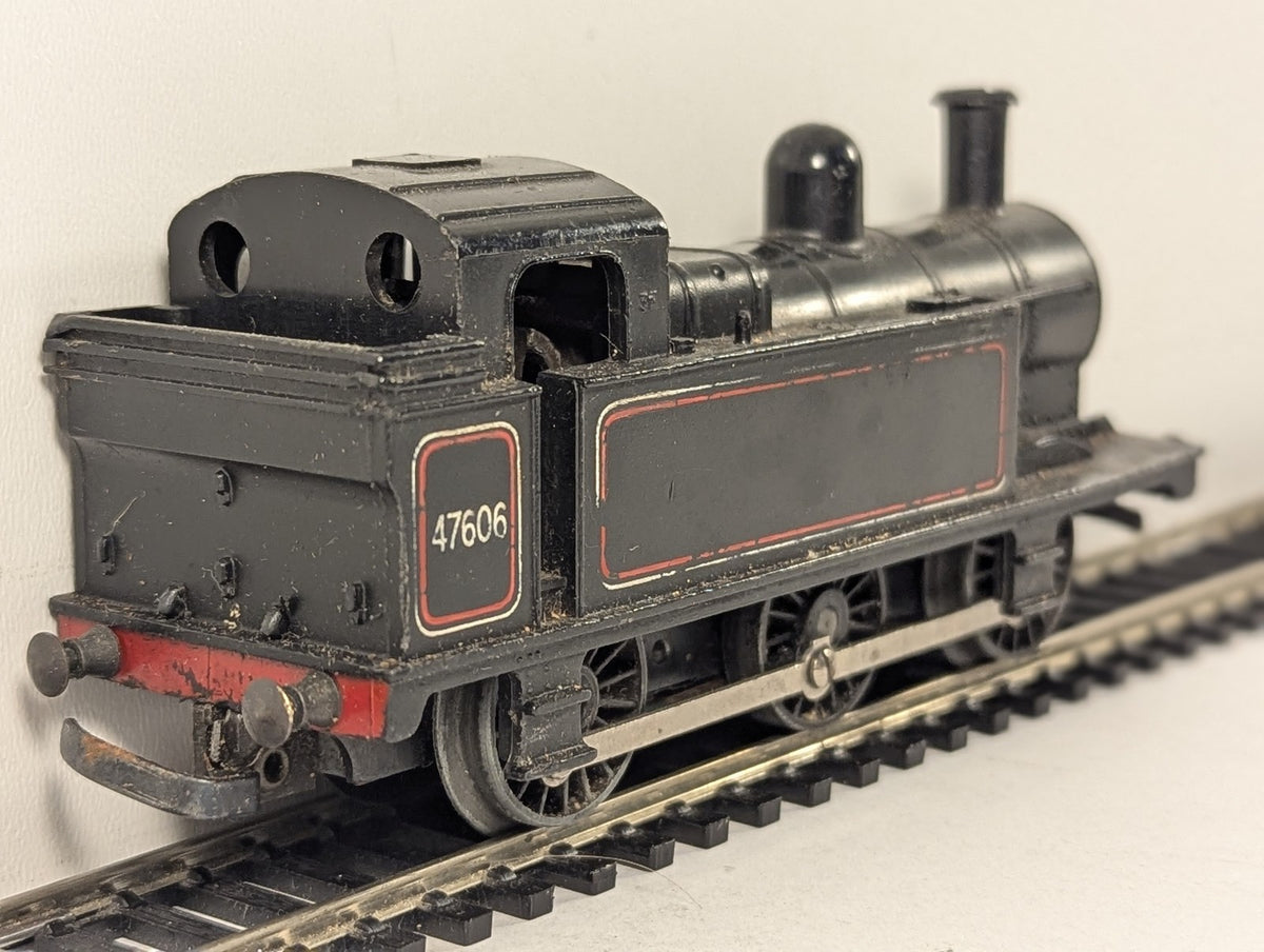 Tri-ang OO Gauge Class 3F Jinty 0-6-0T Steam Locomotive 47606 BR Lined Black - S