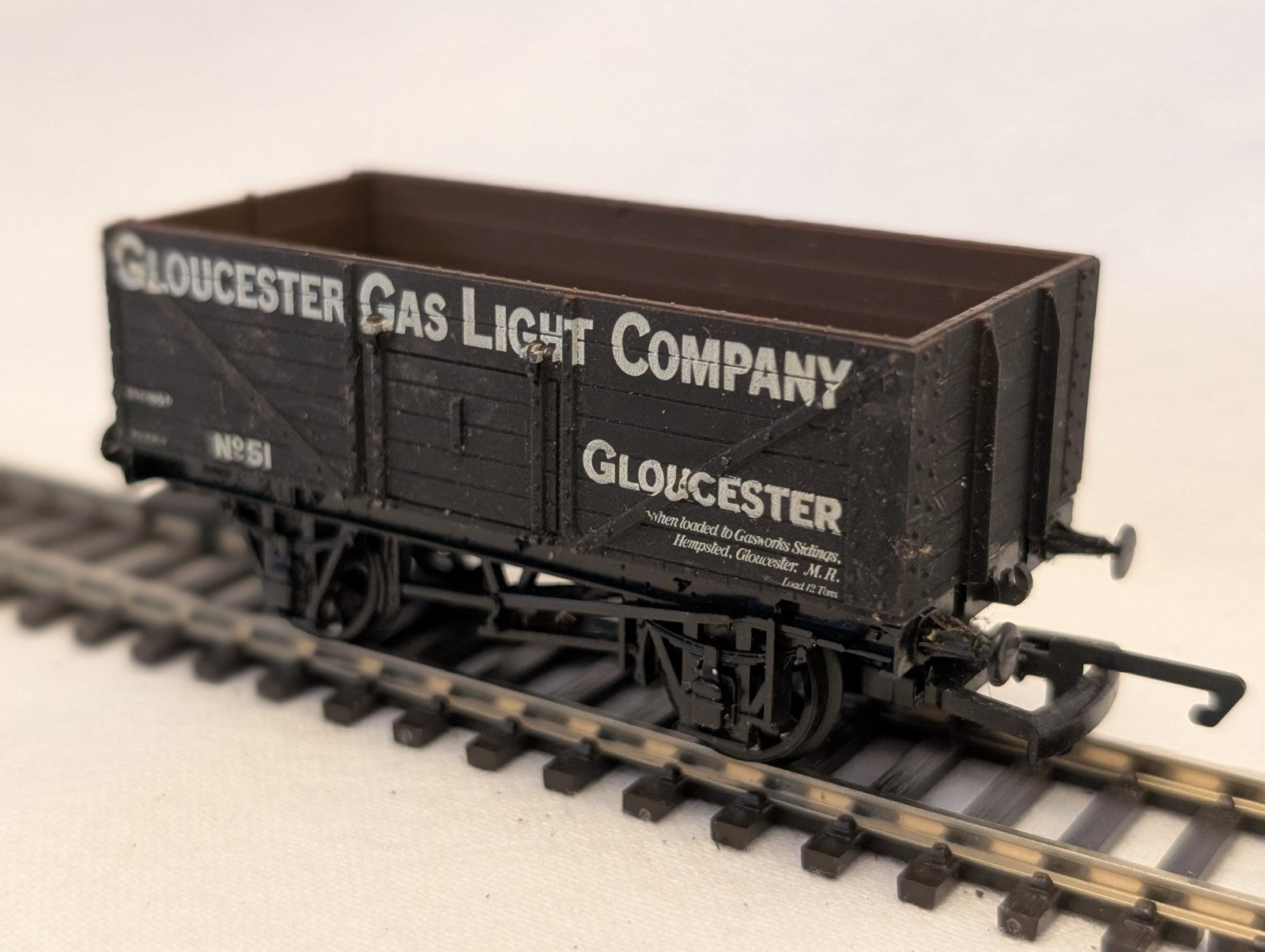 Dapol OO Gauge Gloucester Gas Light Company 7 Plank Wagon Goods Wag