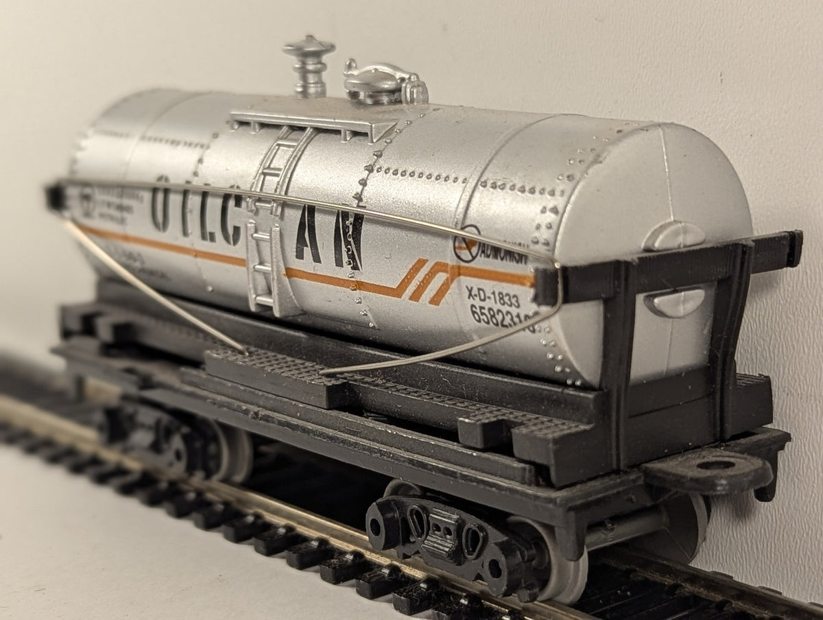 HO Gauge Oil Can Tanker Tank Wagon 6582318 Silver with orange stripe