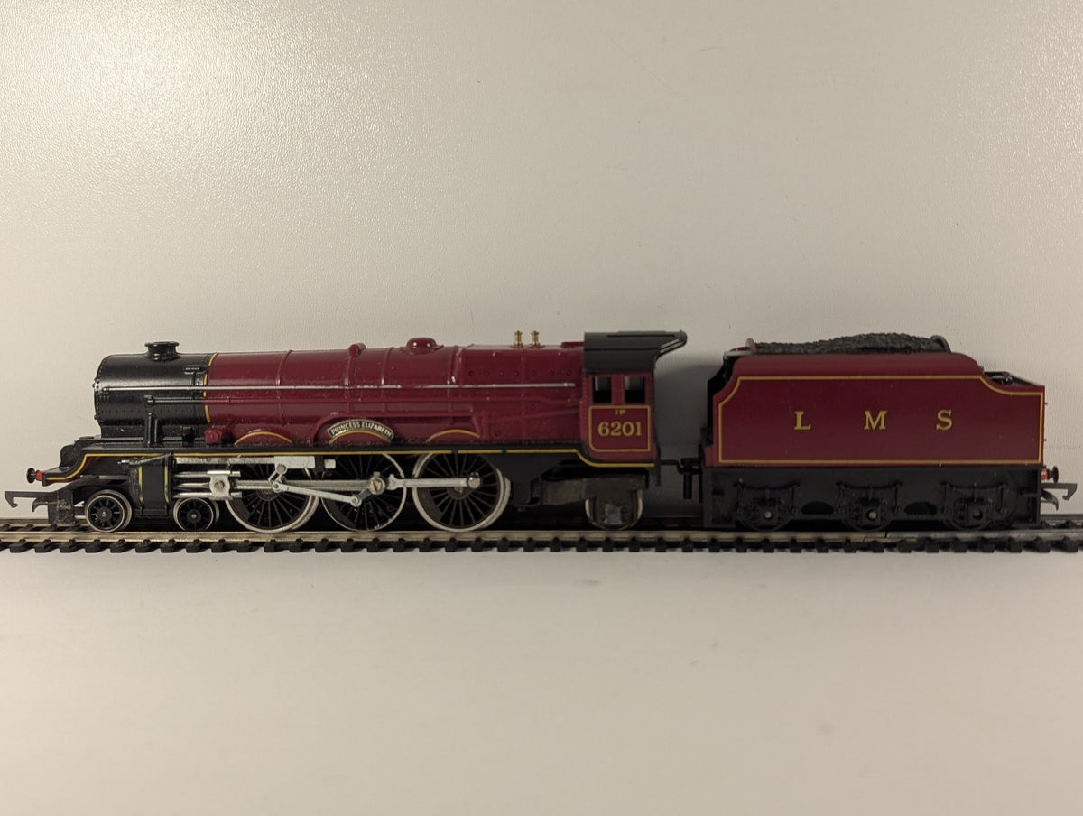 Hornby OO Gauge Princess Royal Class 4-6-2 'Princess Elizabeth' Steam Locomotive