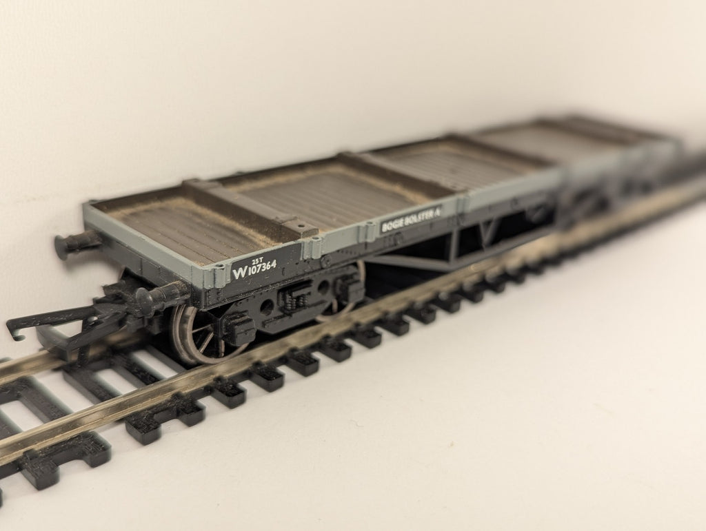Mainline OO Gauge Bogie Bolster A Goods Wagon W107364 BR Unfitted Grey 937353