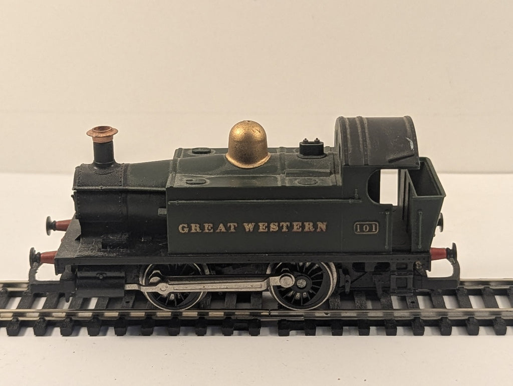 Hornby R077 OO Gauge GWR Class 101 Holden 0-4-0T Tank Locomotive