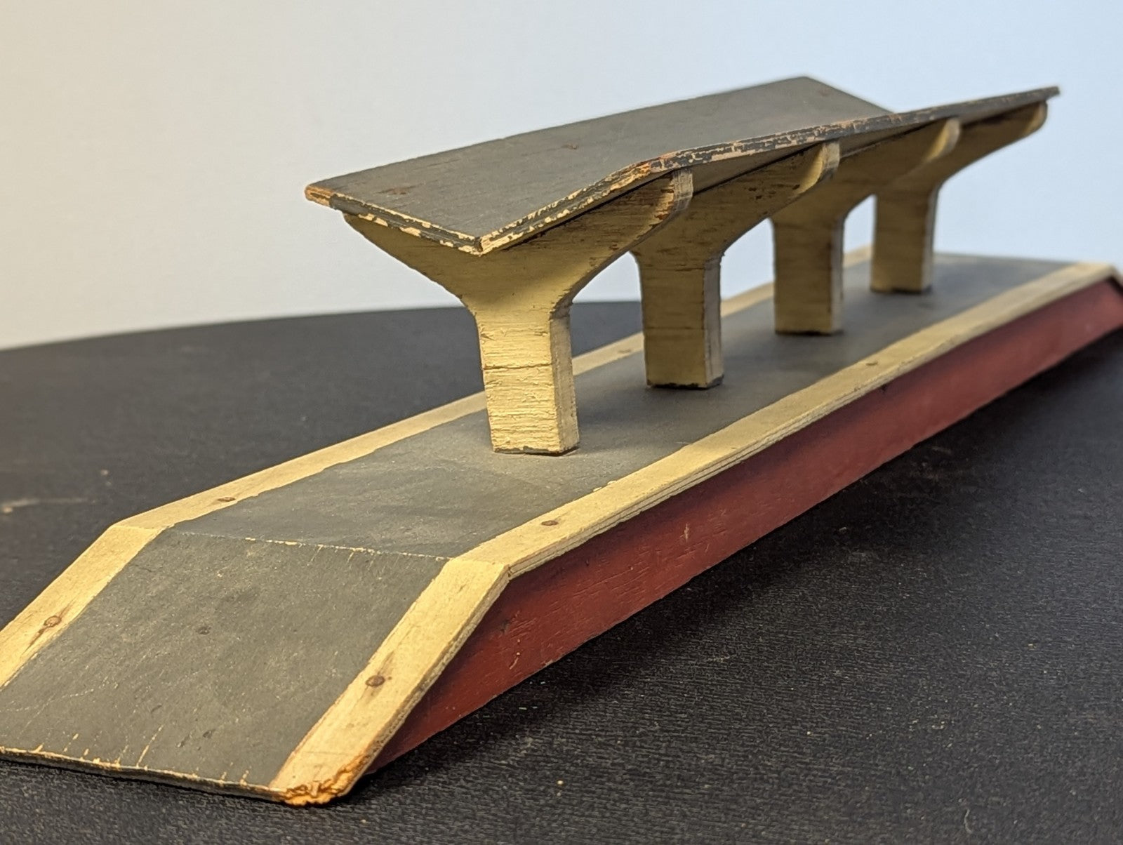 O Gauge Wooden Station Platform