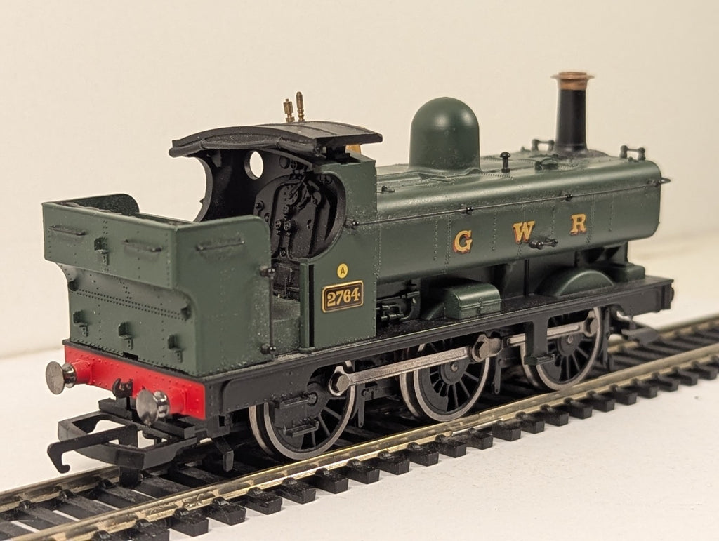 Hornby OO Gauge Class 2721 Pannier Tank Locomotive 2764 GWR Green