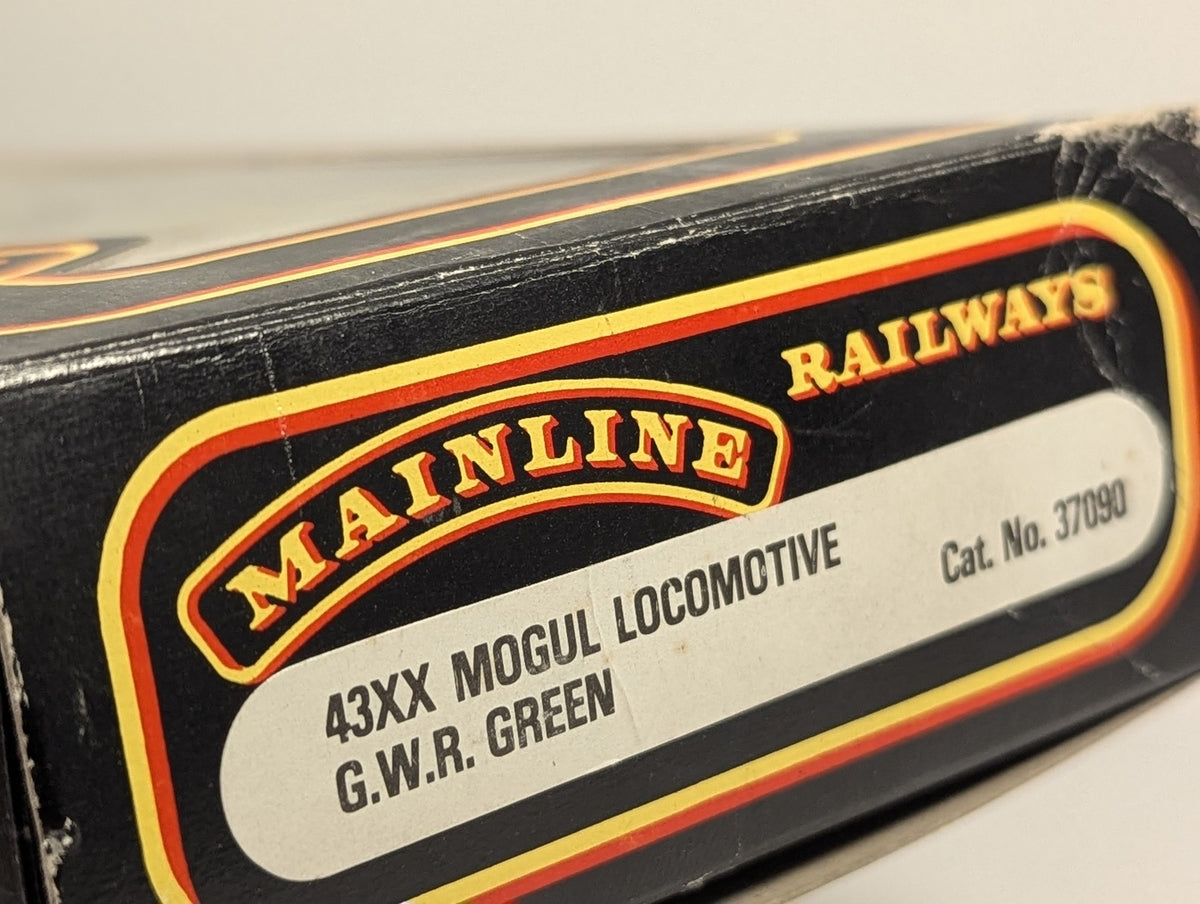 Mainline OO Gauge Class 43xx Mogul Steam Locomotive 5322 GWR Green 37090