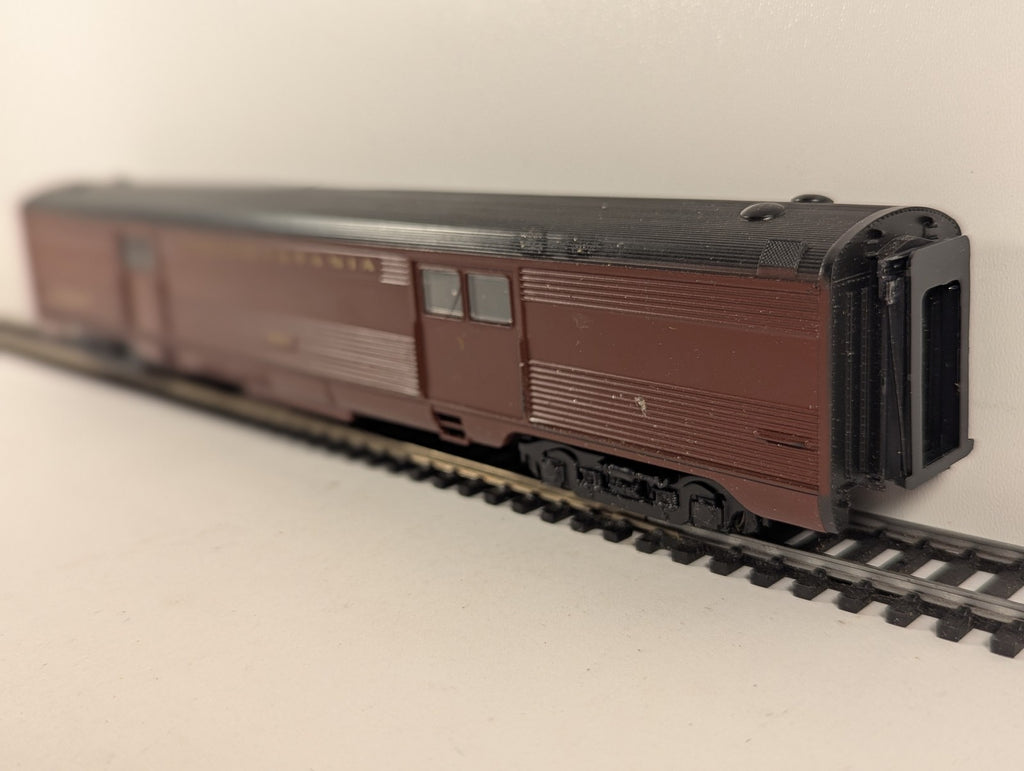 Athearn HO Scale Streamlined Baggage Car 4903 Pennsylvania Railroad 1782