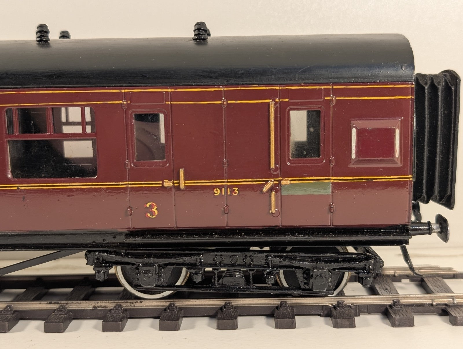 Leeds Company O Gauge Kitbuilt LMS Maroon 3rd Brake Coach 9113