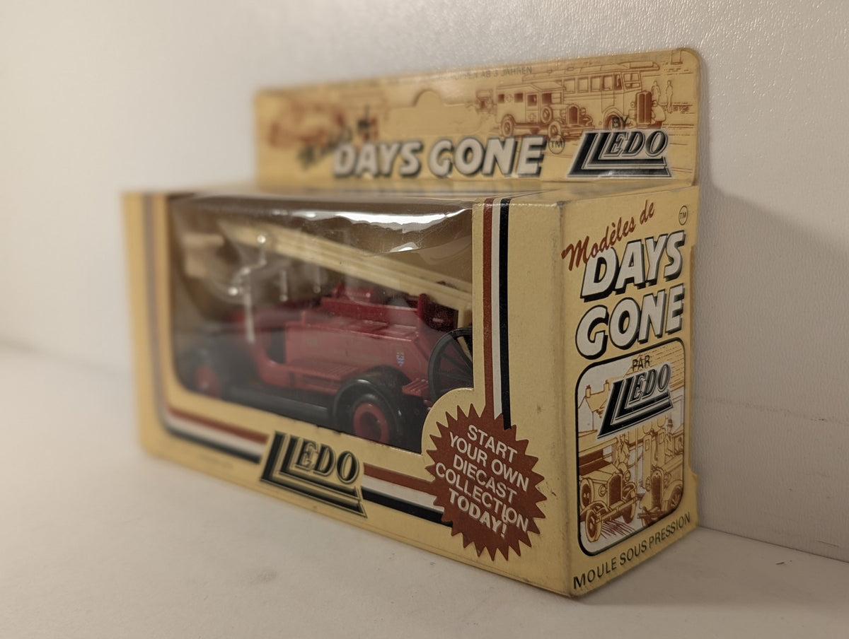Lledo 1930 Dennis Fire Engine Die-cast Model 52 L.C.C. London Fire Brigade 12