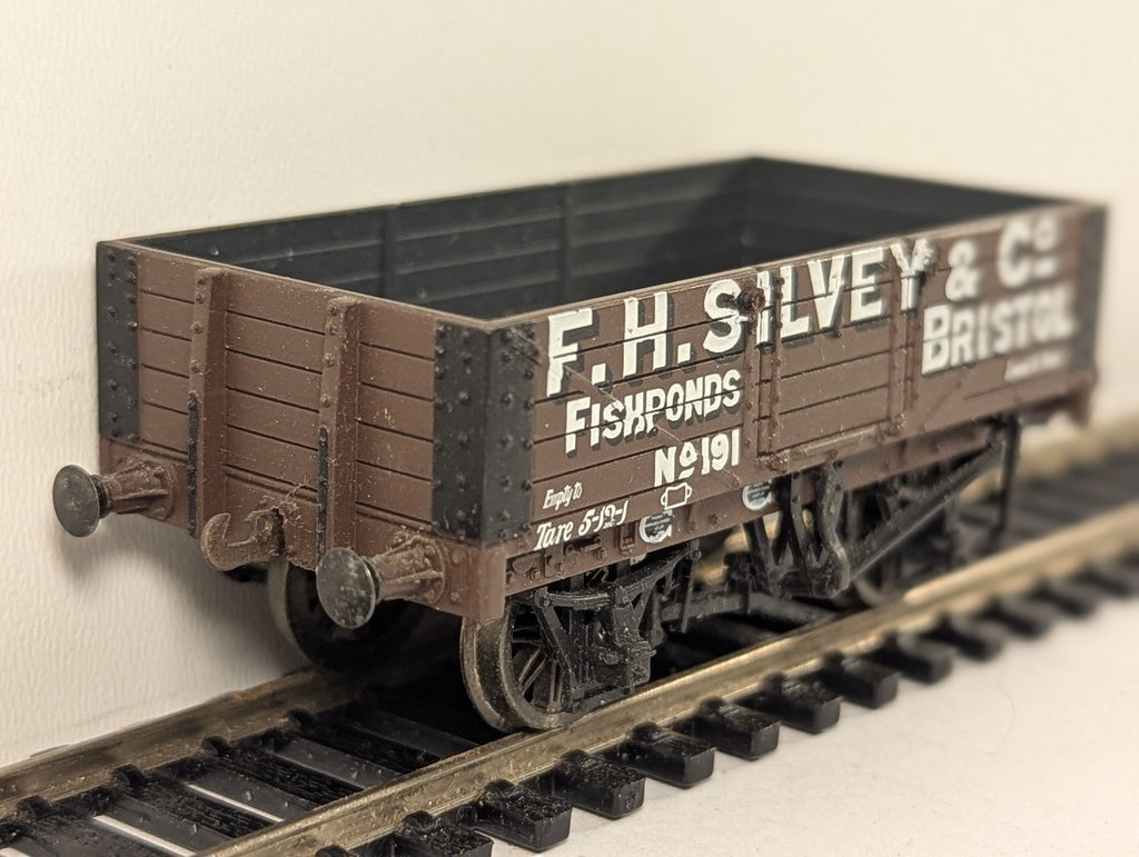 Dapol OO Gauge 5 Plank Open Wagon F.H. Silvey & Co Goods Wagon 191