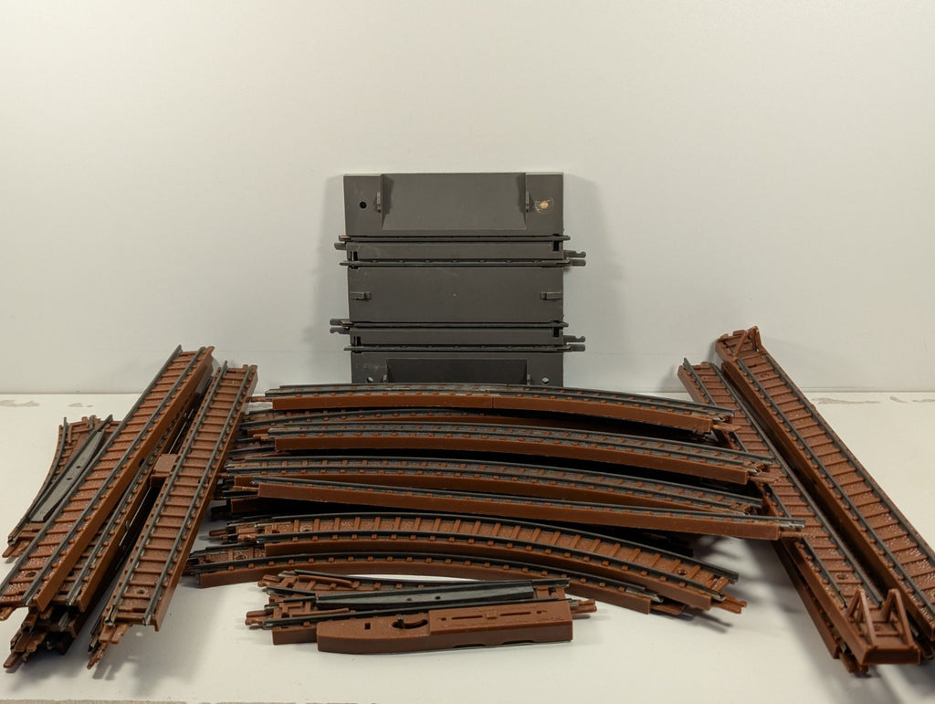 Tri-ang TT Gauge Track and Level Crossing Bundle