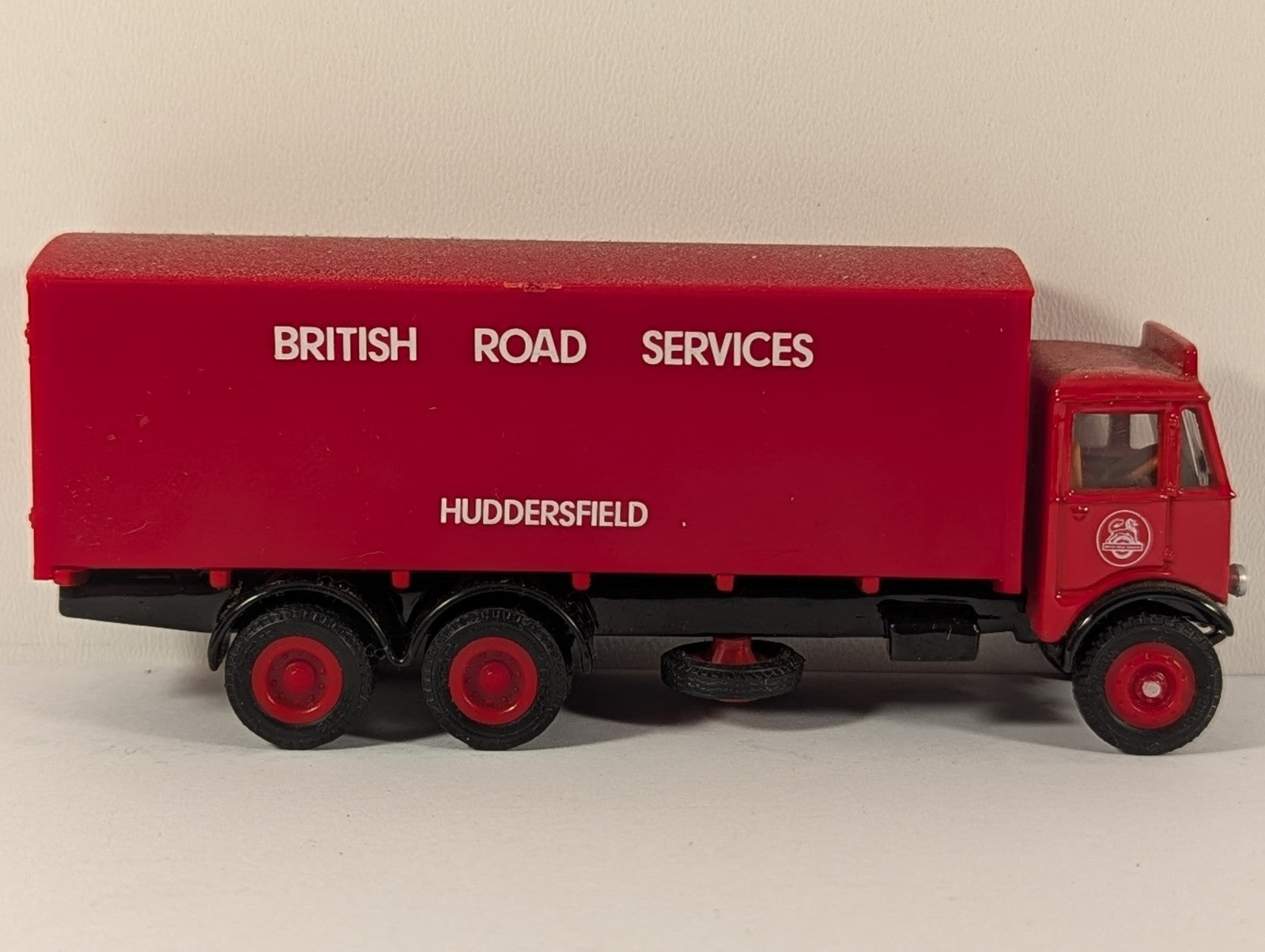 Exclusive First Editions (EFE) AEC Mammoth 6-Wheel Box Van – 1:76 Scale