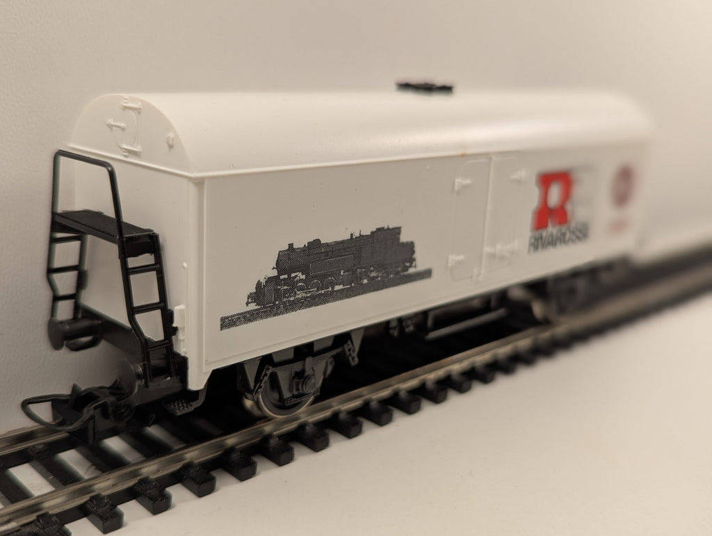Rivarossi HO 5672 2-Axle Refrigerator Wagon – 50th Anniversary – Boxed