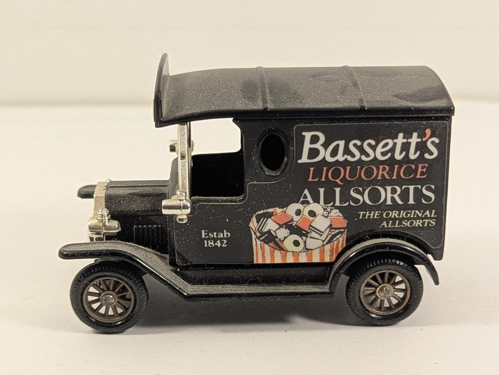 Lledo Ford Model T Van Die-cast Model Van Bassett's Liquorice Allsorts