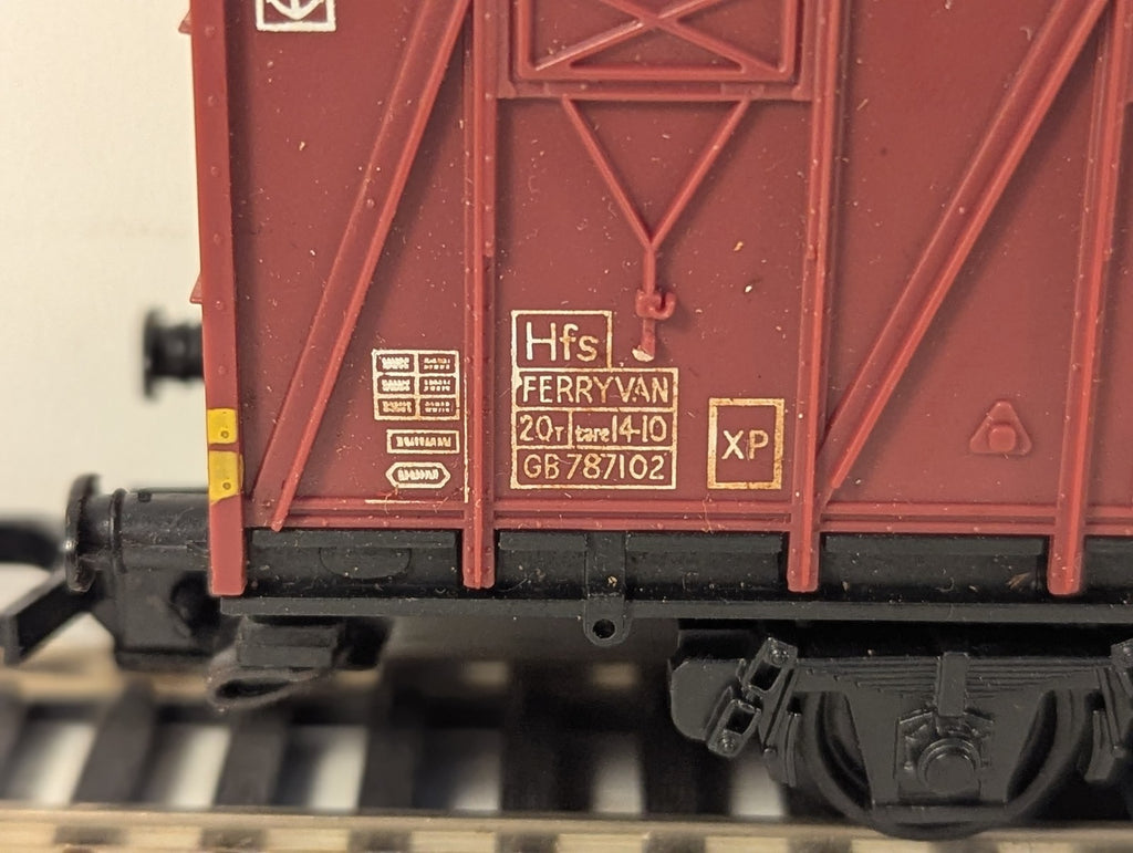 Tri-ang Hornby OO Gauge BR Hfs Ferry Van 'Through to the Continent' Goods Wagon