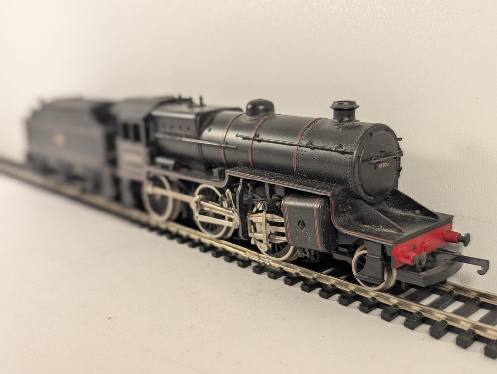 Lima OO Gauge Class 5MT 'Crab' 2-6-0 Locomotive 42700 BR Black (Early Emblem)