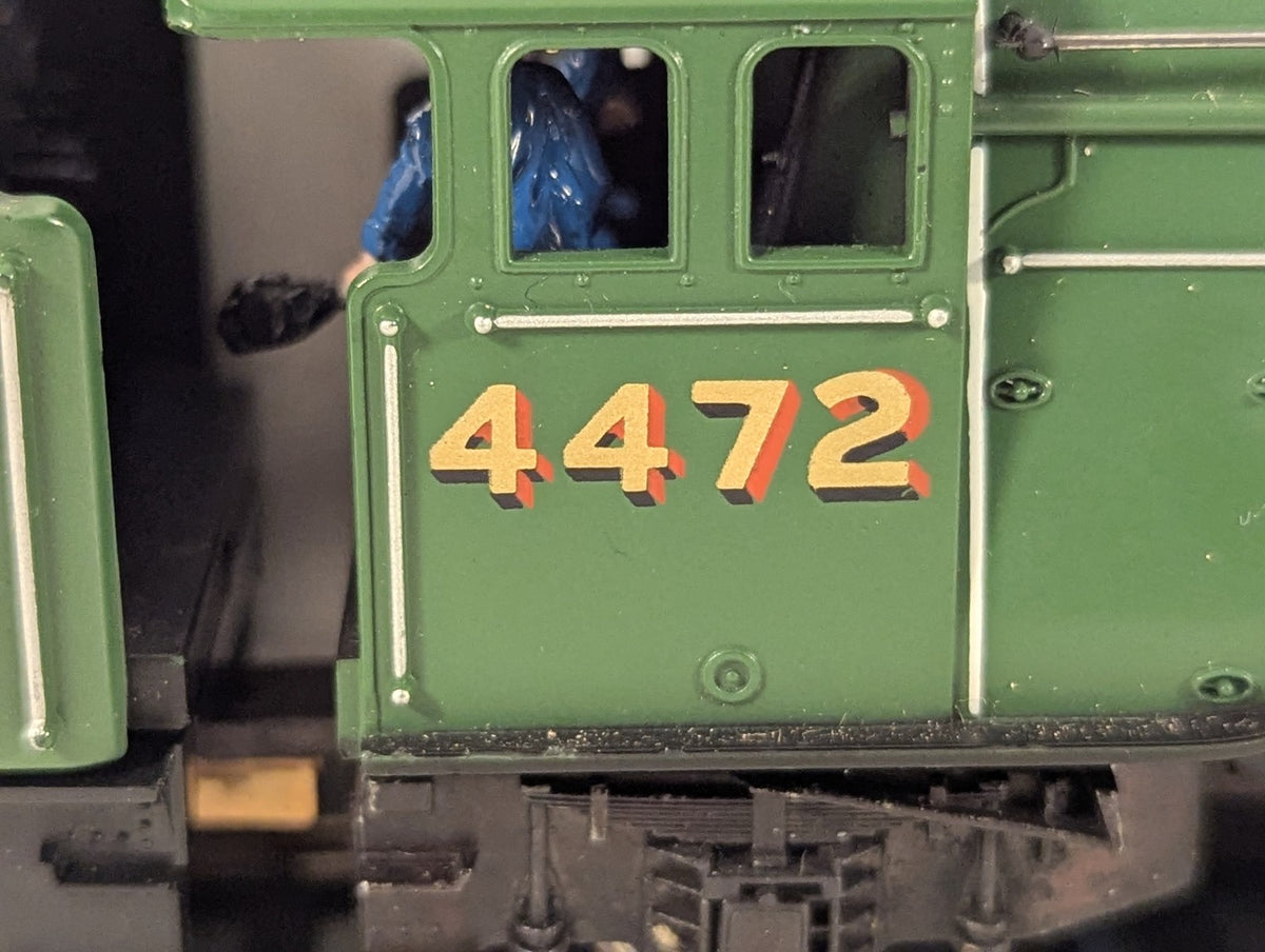 Hornby OO Gauge Flying Scotsman Steam Locomotive 4472 LNER Green