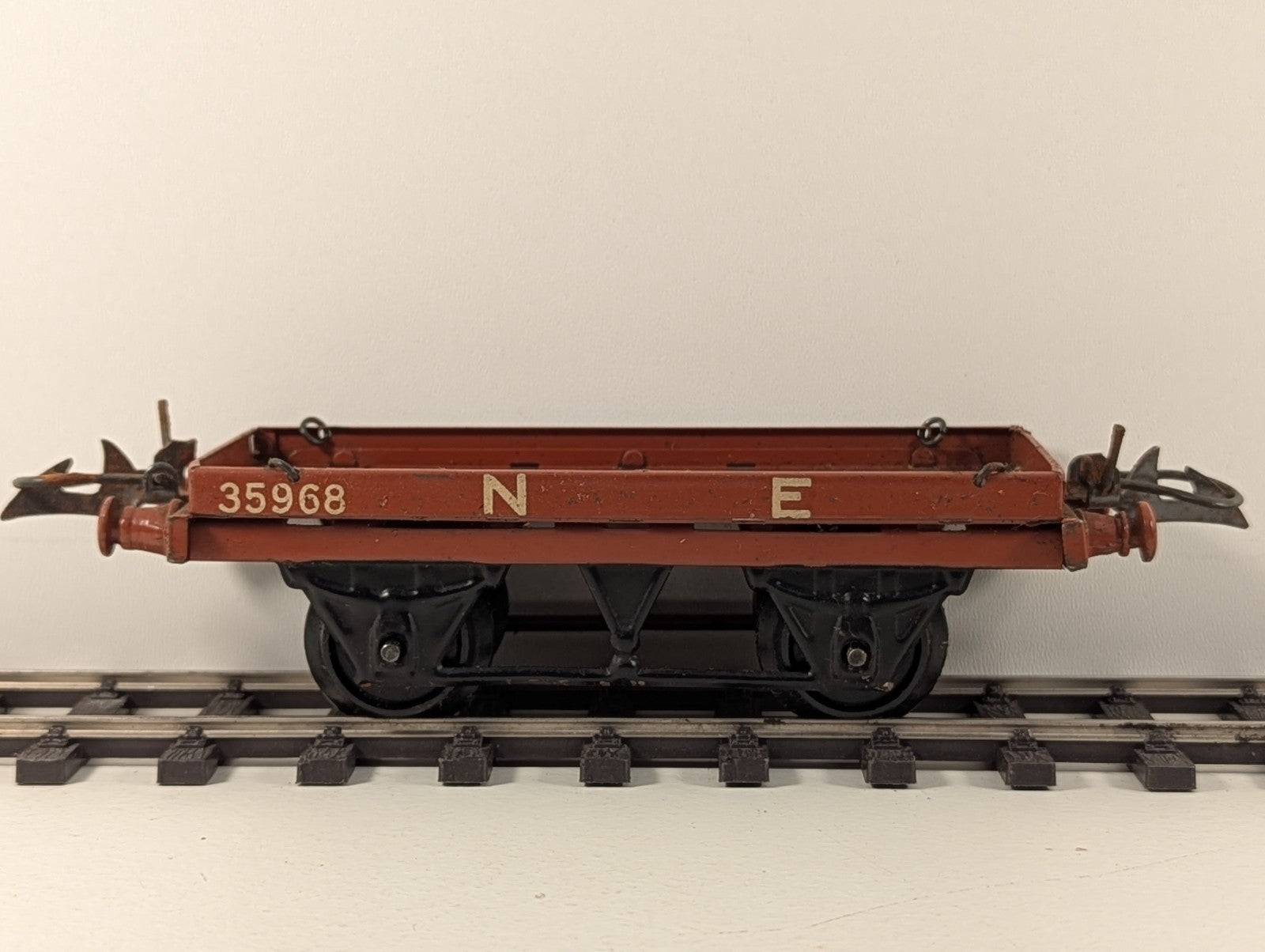 Hornby O Gauge Tinplate NE Flat Wagon