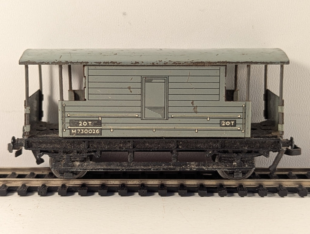 Hornby Dublo 32045 BR 20 Ton Goods Brake Van OO Gauge