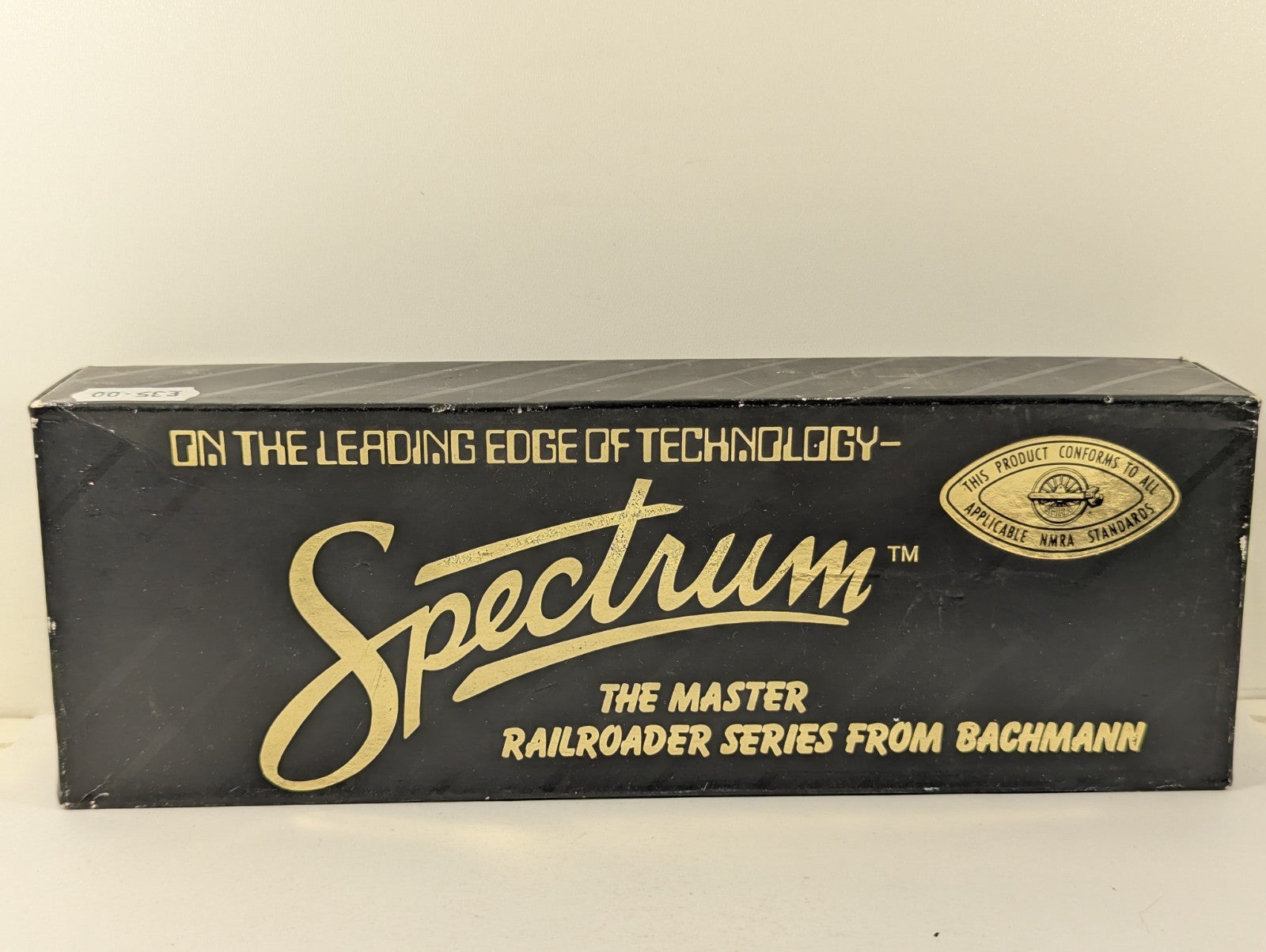 Bachmann Spectrum 41-0822-10 HO Gauge Reading GP30 Diesel - Poor Runner Boxed