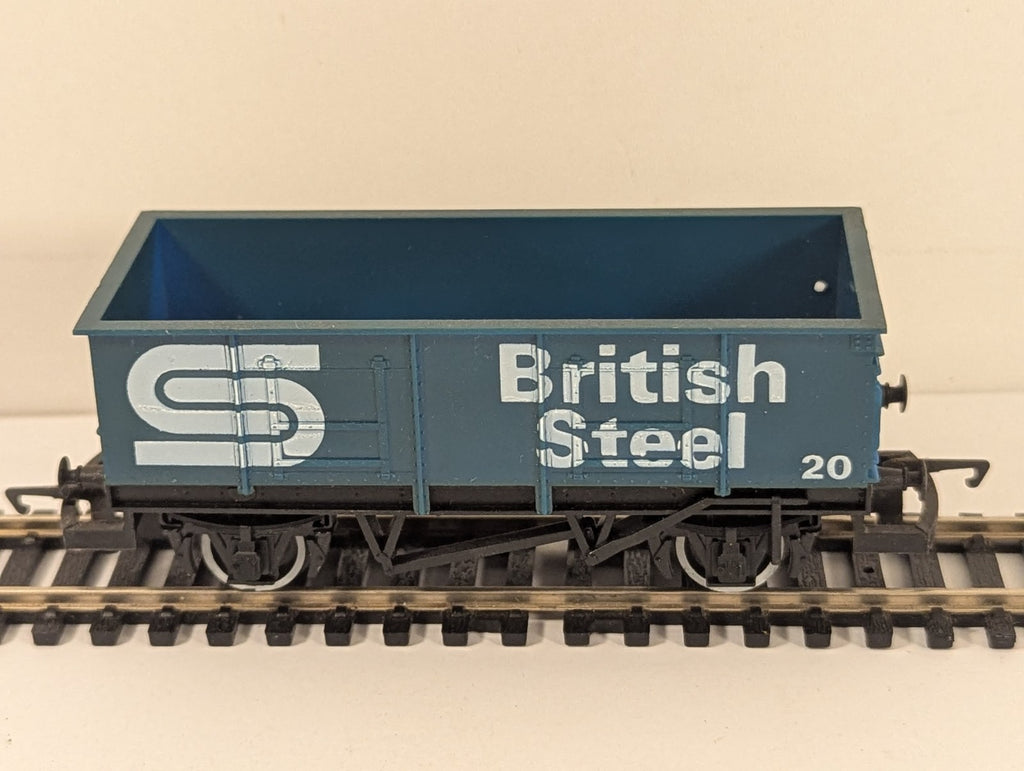 Hornby R211 OO Gauge British Steel Open Wagon 20