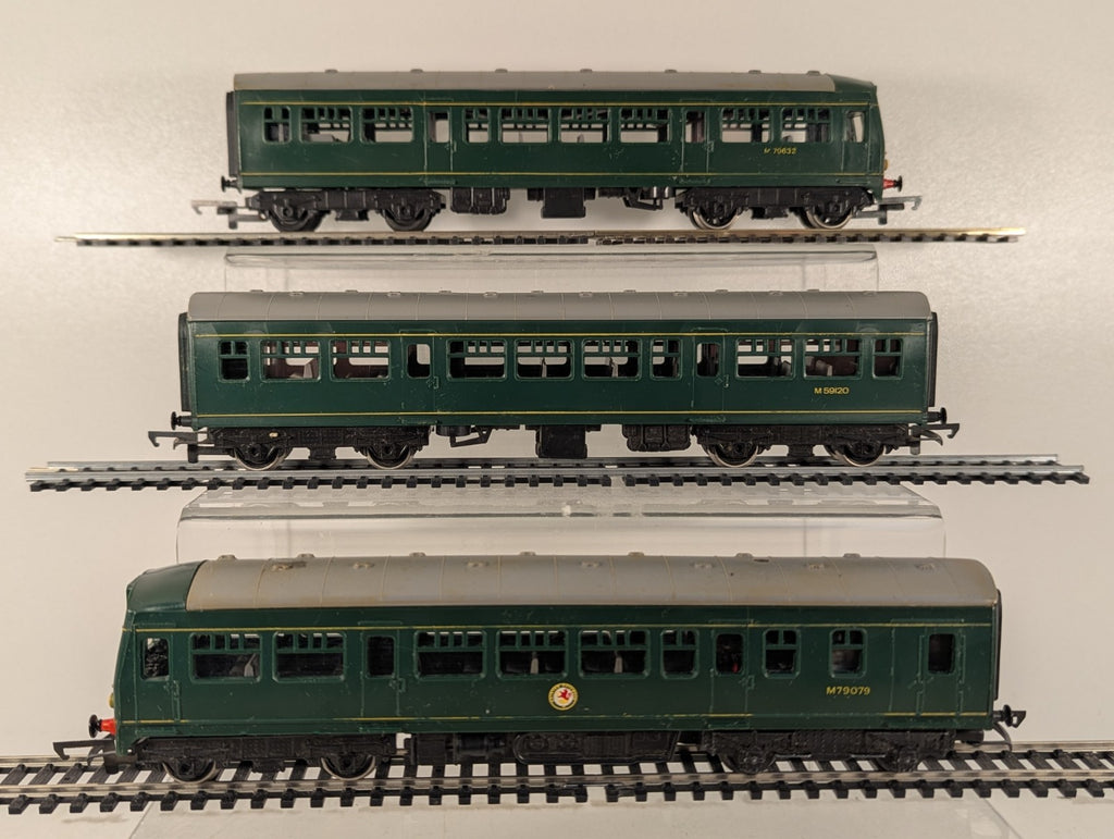 Tri-ang Hornby Met-Camm Lightweight Diesel Multiple Unit Set BR Green