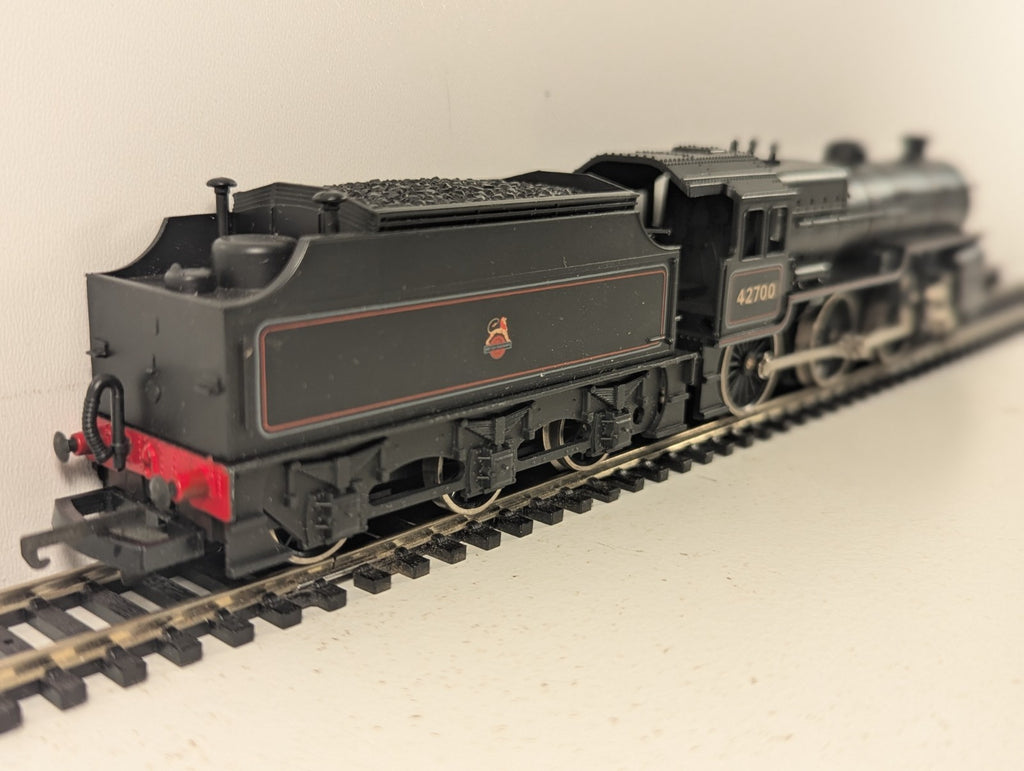 Lima OO Gauge Hughes Crab 2-6-0 Steam Locomotive 42700 BR Lined Black