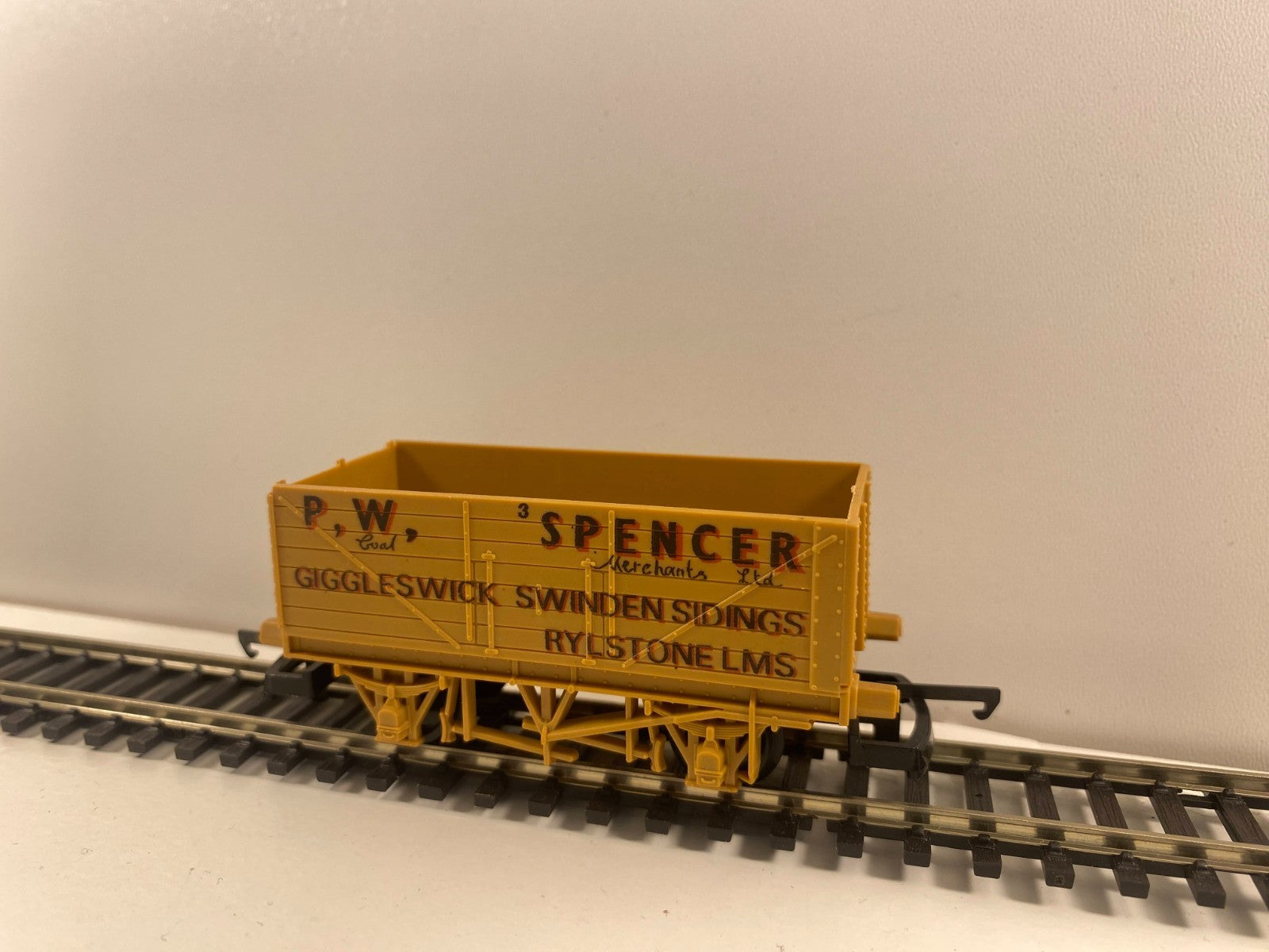 Lima 7-Plank Open Wagon “P.W. Spencer” – OO Gauge