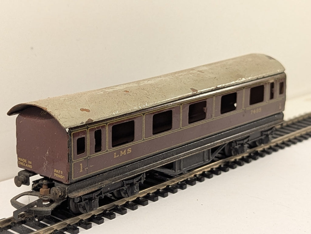 Trix LMS Tinplate 1st Class Composite Coach - Damaged Roof & Chipped Paint