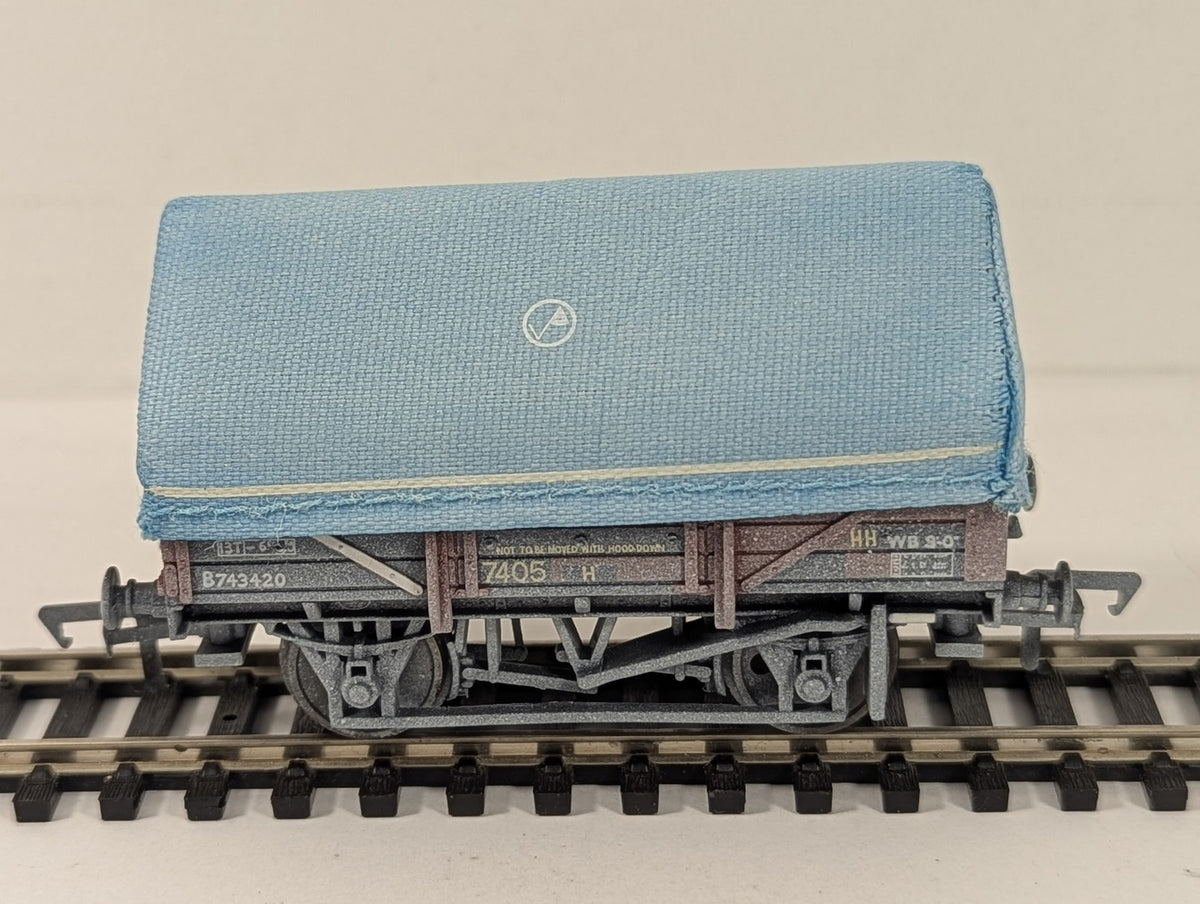 Bachmann Branch-Line OO Gauge 5 Plank China Clay Wagon with Hood Goods Wagon