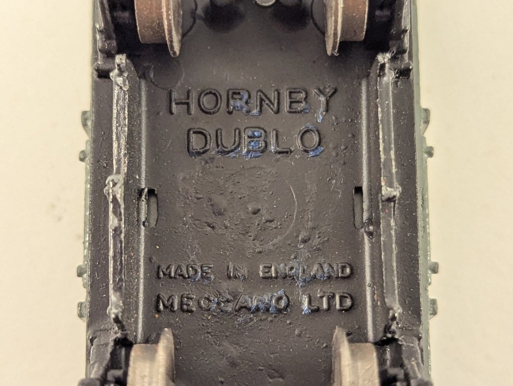 Hornby Dublo BR 16 Ton Mineral Wagon Grey OO Gauge - Chipped Paint