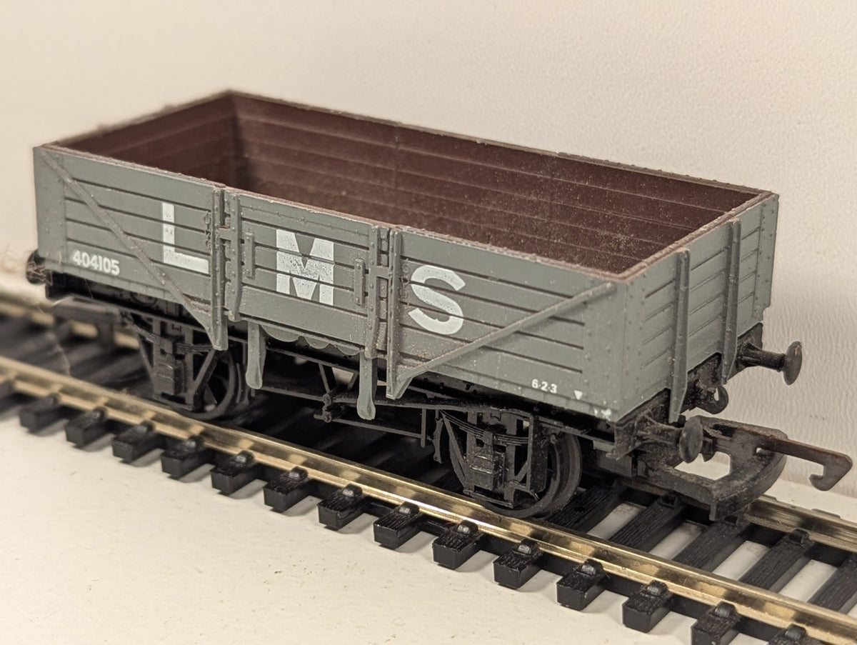 Dapol OO Gauge LMS Grey Open Plank Wagon