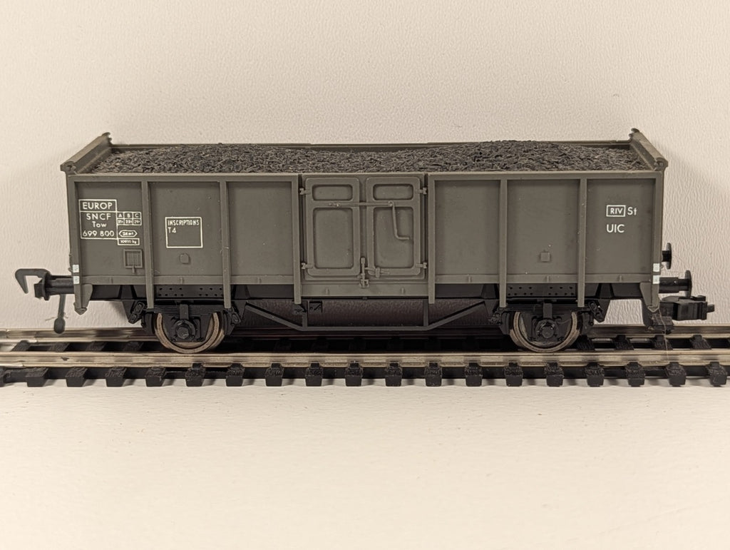 Fleischmann 5206 Gondola Wagon with Coal Load – SNCF – Epoch III