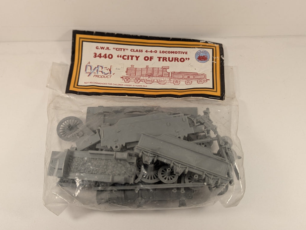 Dapol OO Gauge G.W.R. City Class 4-4-0 City of Truro Locomotive Kit 3440