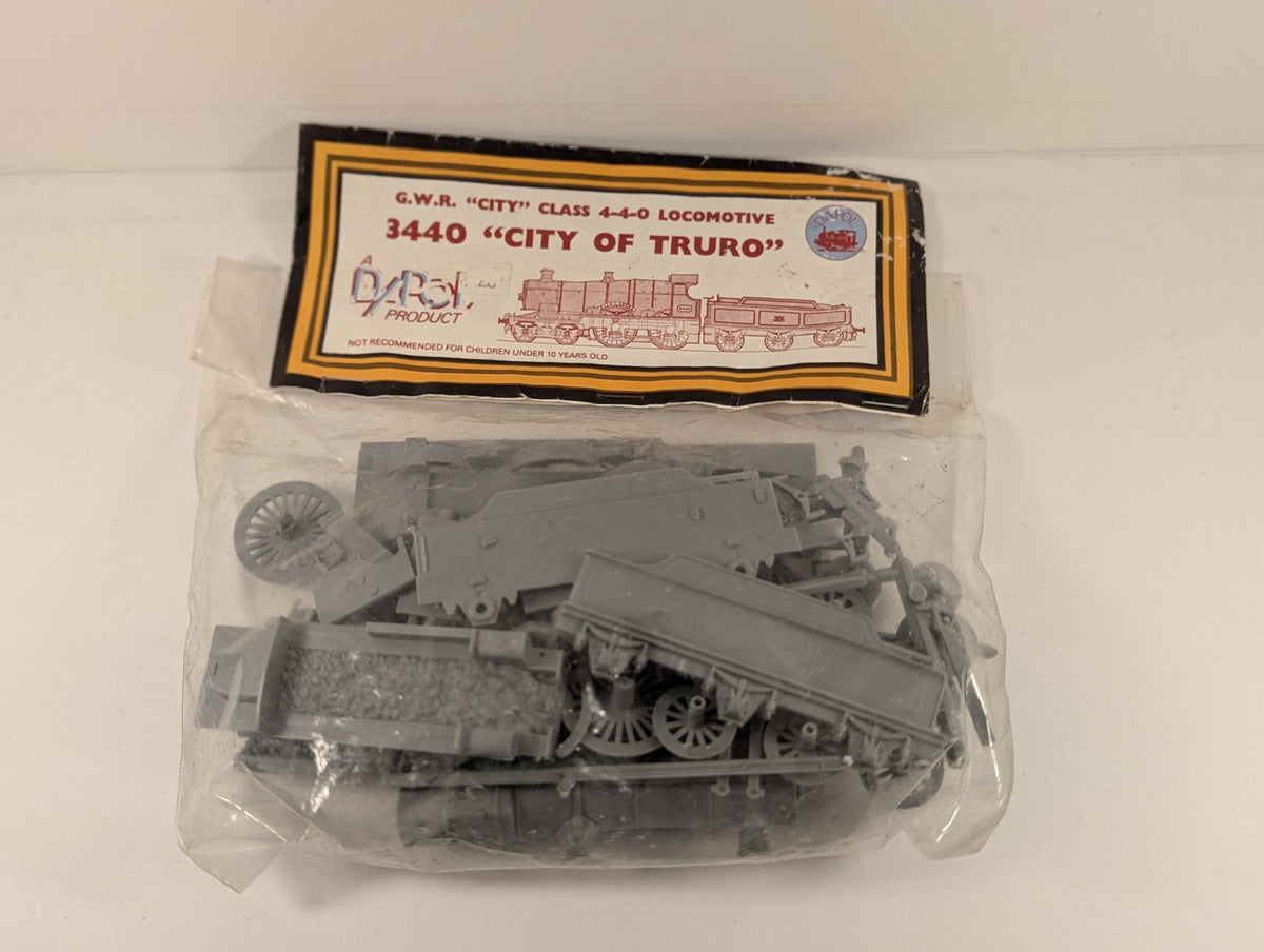 Dapol OO Gauge G.W.R. City Class 4-4-0 City of Truro Locomotive Kit 3440