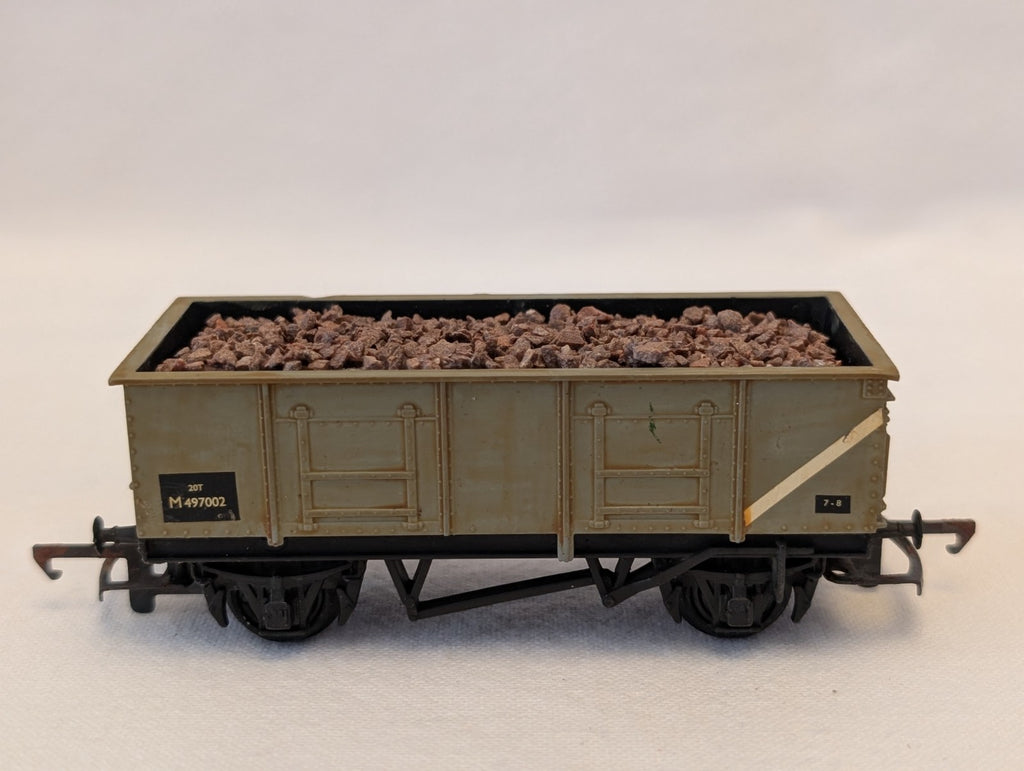 Hornby OO Gauge 21 Ton Mineral Wagon Goods Wagon M497002 BR Grey
