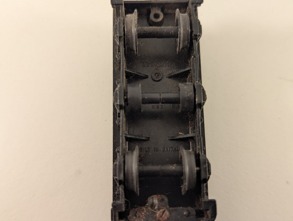 Tri-ang Hornby R33 OO Gauge BR Green Tender - Spares/Repairs