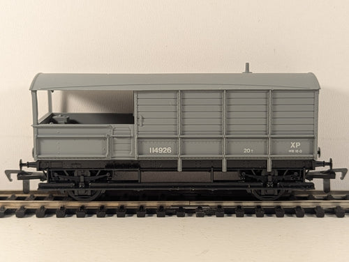 Airfix 54360-6 OO Gauge BR 20 Ton Brake Van No. 114926