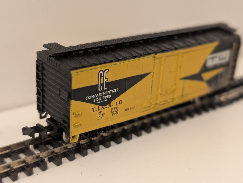 Bachmann 40' Boxcar “Transport Leasing Company (TLCX)” – N Gauge