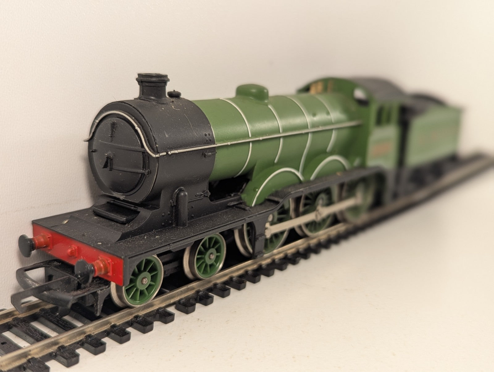 Hornby R866 OO Gauge Class B12 4-6-0 Steam Locomotive