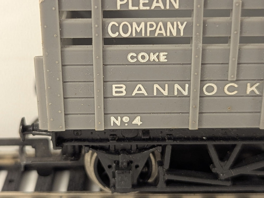 Hornby OO Gauge Plean Colliery Coke Wagon Goods Wagon 4 Plean Colliery Grey R105