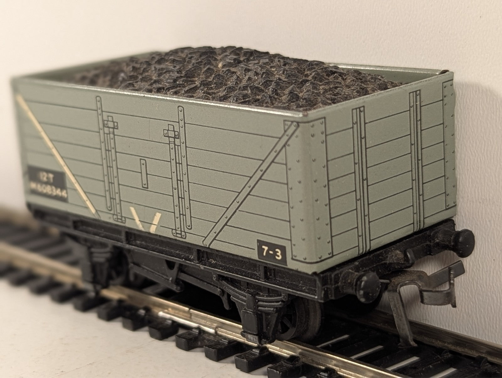 Hornby Dublo 32030 D2 High-Sided Coal Wagon OO Gauge - Boxed
