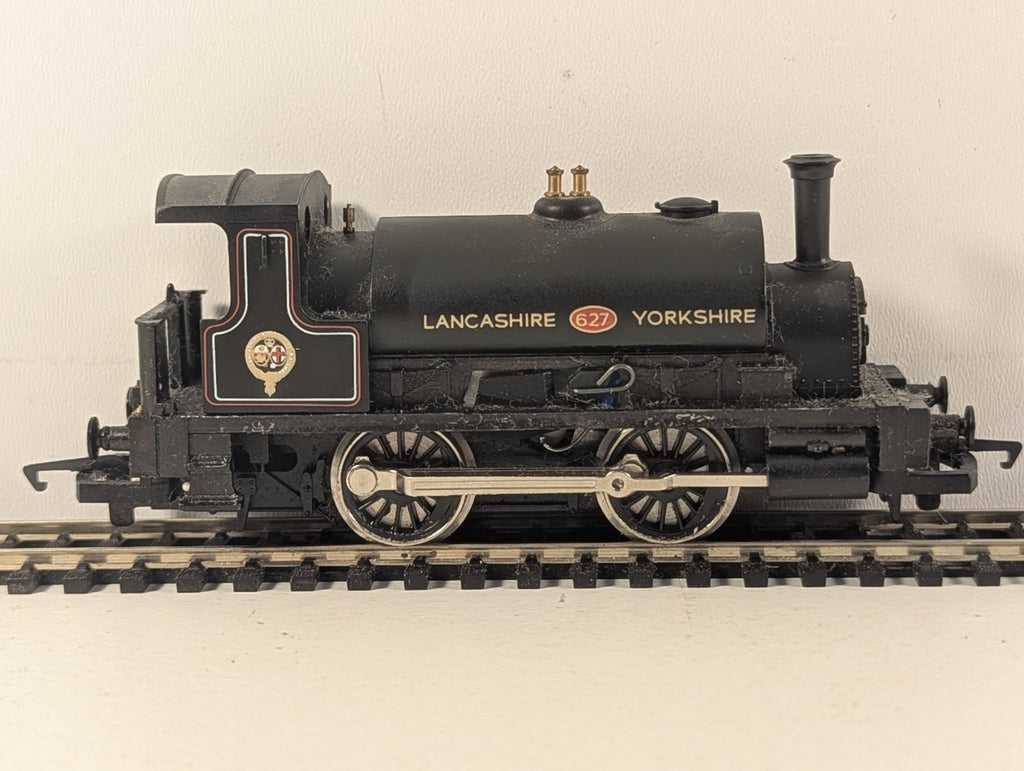 Hornby OO Gauge L&Y 0-4-0ST Class 21 'Pug' Steam Locomotive 627