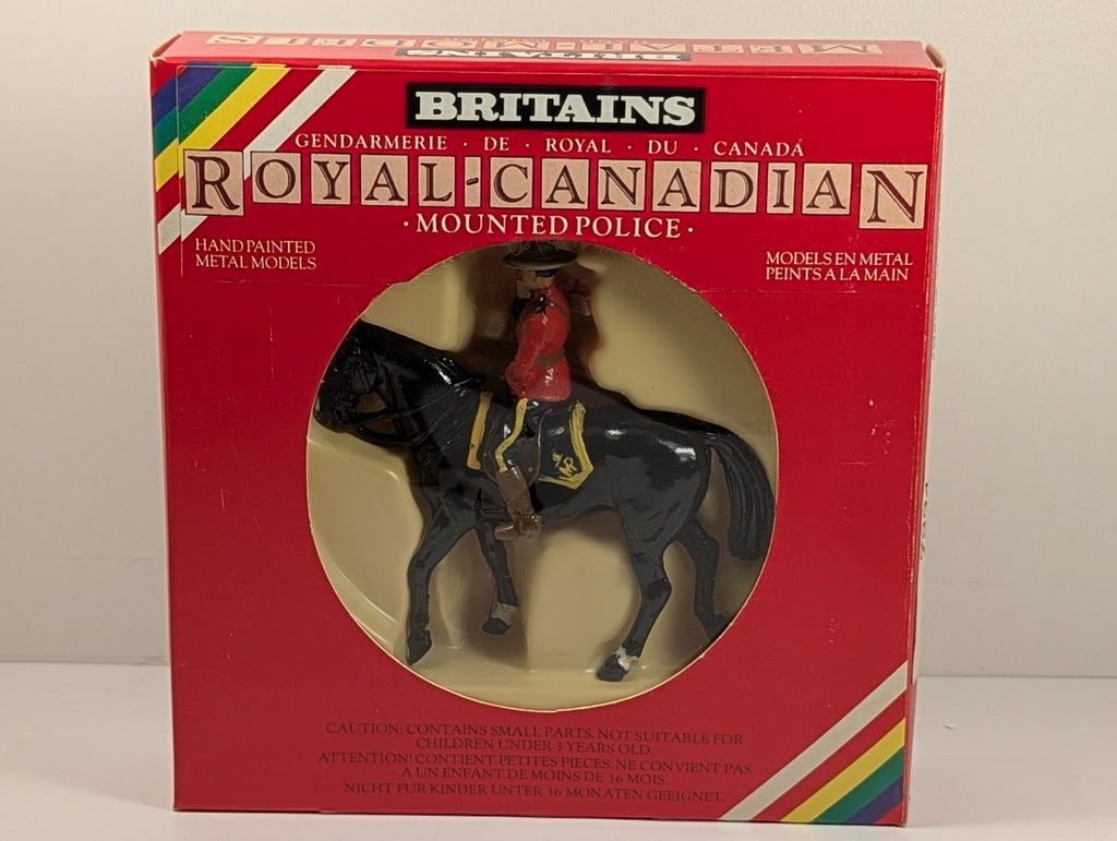 Britains 7234 Royal Canadian Mounted Police Metal Model Set