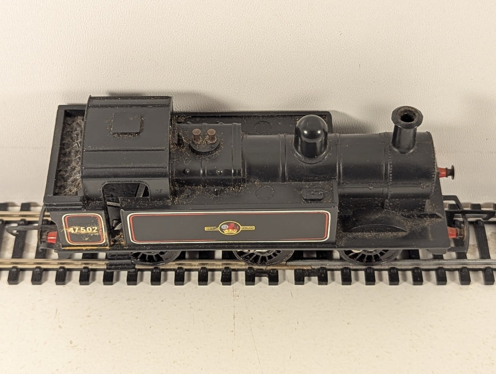 Tri-ang R52 OO Gauge BR Class 3F 0-6-0T Tank Locomotive