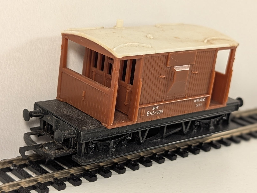 Hornby OO Gauge BR 20-Ton Brake Van